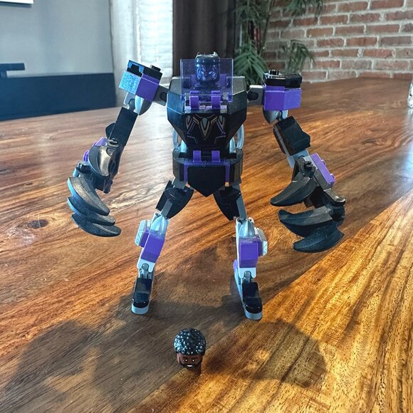 LEGO Marvel Superheroes Black Panther (76204) Mech Armor Complete - Picture 1 of 6